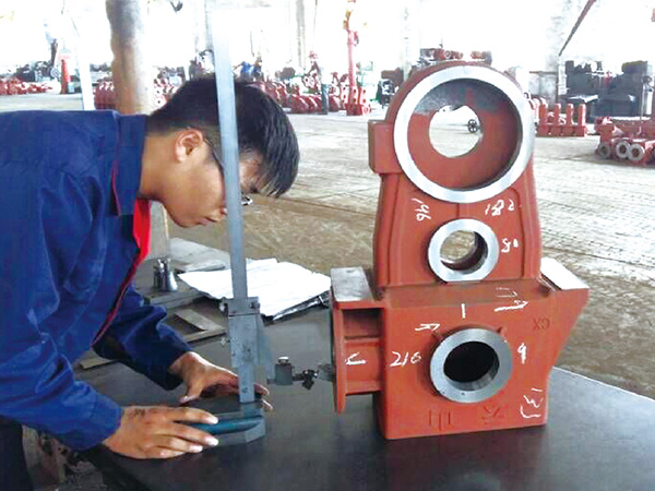 廠區(qū)內(nèi)景